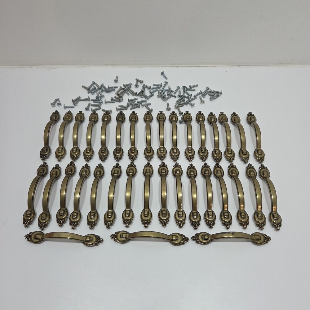 35 AMEROCK PULL HANDLES 735-1 WITH‎ SCREWS